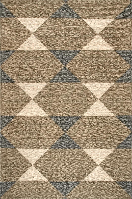 Justina Jute Diamond Rug | Gold