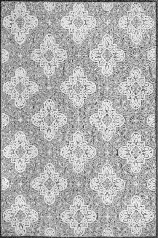 Raised Snowflake Tessellation Indoor/Outdoor Rug | Grey