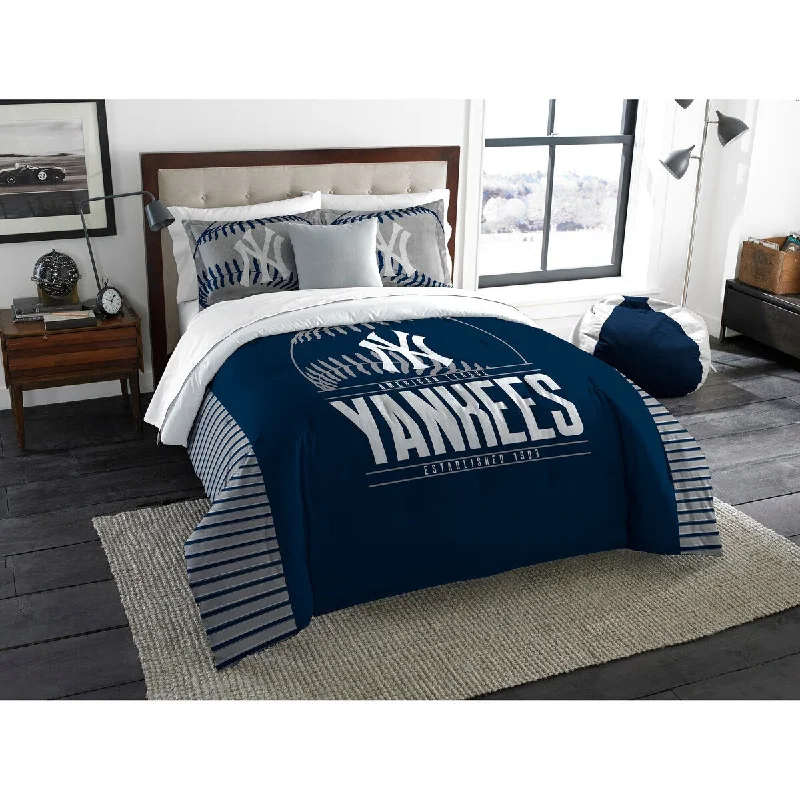 MLB 858 Yankees King Printed Grandslam Comforter & Shams Set