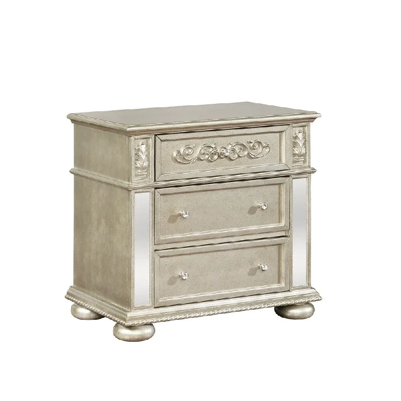 Louisville Metallic Platinum 3-drawer Nightstand