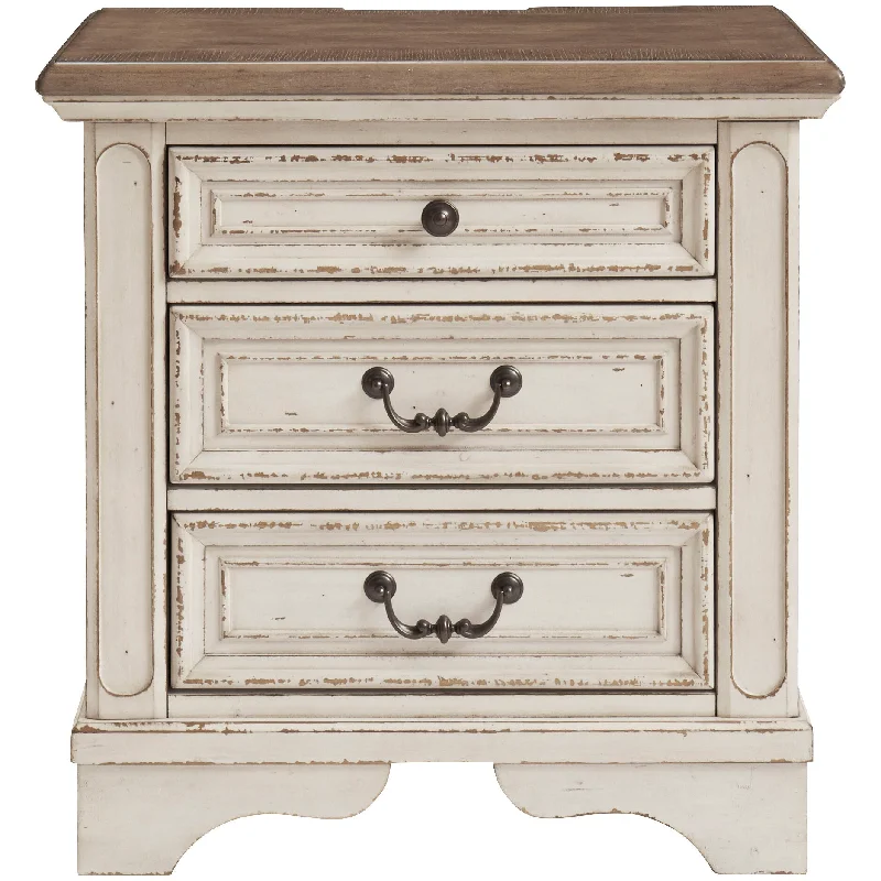 Realyn 3 Drawer Nightstand